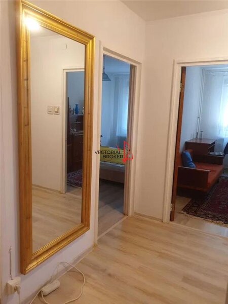 Titan, Pallady  Vanzare apartament 4 camere Centrala Temica Proprie